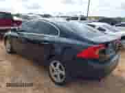 2012 Volvo S60 T5 с VIN YV1622FS9C2041335, выставлен на аукционе IAAI как лот 42697828 с пробегом 141 412 миль миль и . История ставок и продаж доступна на DreamBid. Изображение 3.