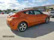 2013 Hyundai Veloster w/Black Int z VIN KMHTC6AD8DU118235, wystawiony jako Copart lot #81145875 z przebiegiem 164 057 mil mil oraz Szkoda całkowita • Salvage title. Historia ofert i sprzedaży dostępna na DreamBid. Obrazek 3.