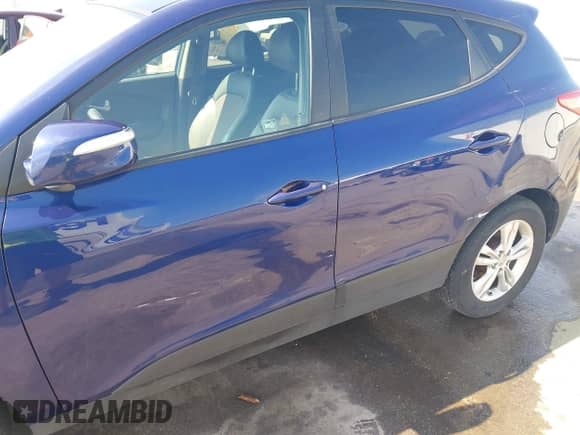 2012 Hyundai Tucson GLS z VIN KM8JUCAC4CU544786, wystawiony jako IAAI lot #42975389 z przebiegiem 113 703 mil mil oraz . Historia ofert i sprzedaży dostępna na DreamBid. Obrazek 6.