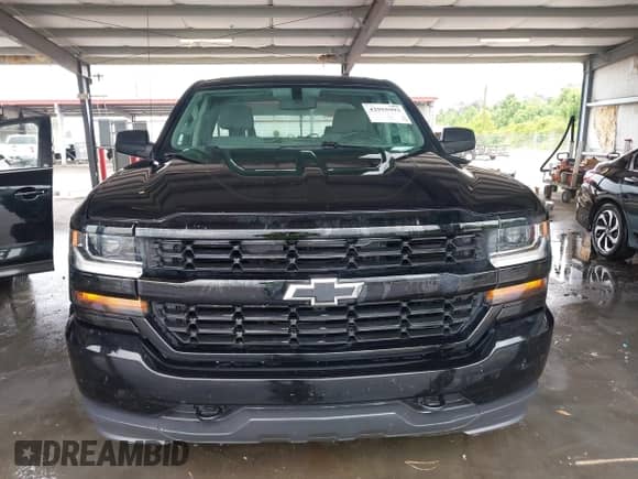 2017 Chevrolet Silverado 1500 Custom с VIN 1GCRCPECXHZ269883, выставлен на аукционе IAAI как лот 42955993 с пробегом 91 727 миль миль и . История ставок и продаж доступна на DreamBid. Изображение 12.