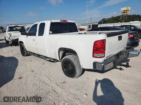 2008 GMC Sierra 1500 z VIN 1GTFK19Y08Z166979, wystawiony jako Copart lot #70270695 z przebiegiem 240 519 mil mil oraz Szkoda całkowita • Salvage title. Historia ofert i sprzedaży dostępna na DreamBid. Obrazek 2.