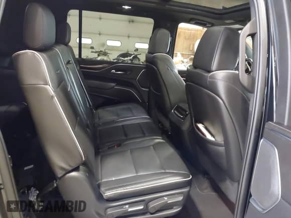 2022 Cadillac Escalade ESV Premium Luxury с VIN 1GYS4KKL9NR163078, выставлен на аукционе IAAI как лот 42613277 с пробегом 59 637 миль миль и . История ставок и продаж доступна на DreamBid. Изображение 8.