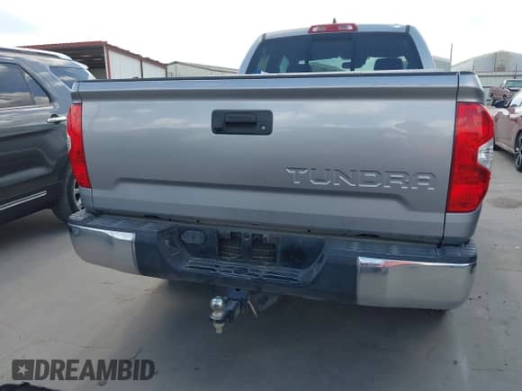 2020 Toyota Tundra SR5 with VIN 5TFRY5F13LX257419, listed as a IAAI auction lot 43199126 with 112,791 mi miles and . Bid and sale history available at DreamBid. Image 16.