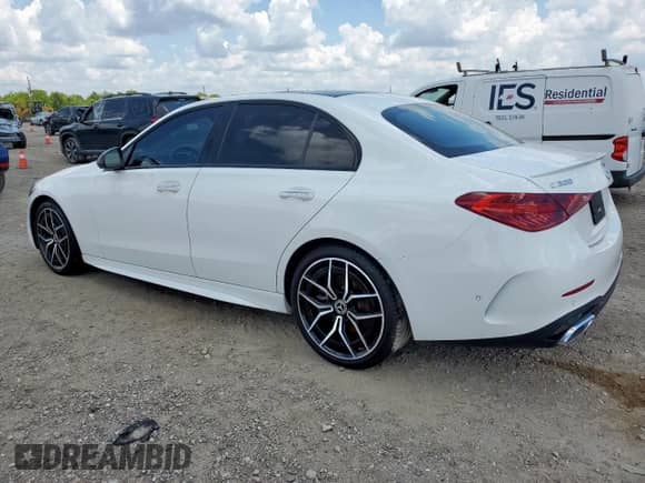 2023 Mercedes-Benz C 300 z VIN W1KAF4GB6PR073208, wystawiony jako Copart lot #67489715 z przebiegiem 43 265 mil mil oraz Szkoda całkowita • Salvage title. Historia ofert i sprzedaży dostępna na DreamBid. Obrazek 2.