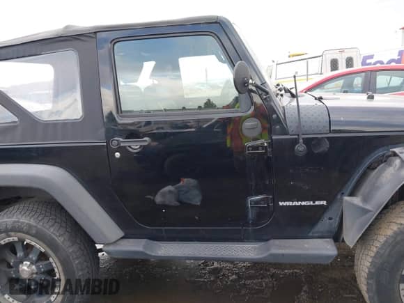 2009 Jeep Wrangler X with VIN 1J4FA24109L724377, listed as a IAAI auction lot 43399008 with 134,053 mi miles and . Bid and sale history available at DreamBid. Image 13.