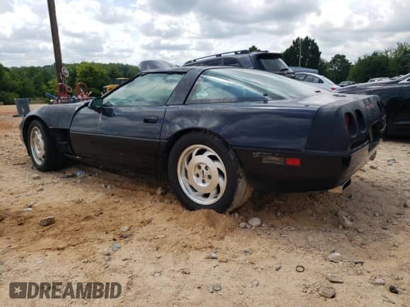 1991 Chevrolet Corvette с VIN 1G1YY2380M5117345, выставлен на аукционе Copart как лот 65725365 с пробегом Не указан миль и Чистый • Clean title. История ставок и продаж доступна на DreamBid. Изображение 2.