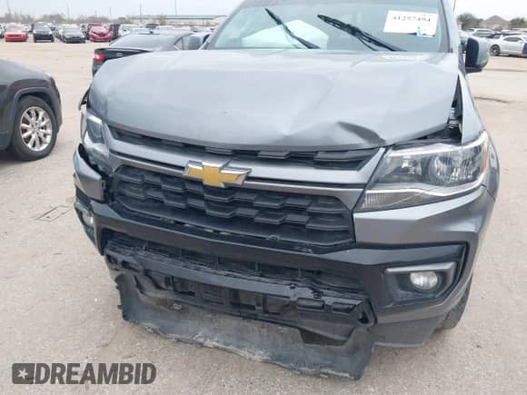 2022 Chevrolet Colorado 2WD LT z VIN 1GCGSCEA7N1293649, wystawiony jako IAAI lot #41257494 z przebiegiem 110 905 mil mil oraz . Historia ofert i sprzedaży dostępna na DreamBid. Obrazek 6.