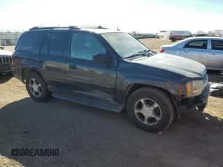 2005 Chevrolet TrailBlazer LS с VIN 1GNDT13S652152265, выставлен на аукционе Copart как лот 86664165 с пробегом 285 348 миль миль и Списание • Salvage title. История ставок и продаж доступна на DreamBid. Изображение 4.