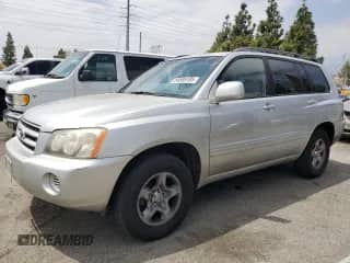 2002 Toyota Highlander с VIN JTEGD21A820041898, выставлен на аукционе Copart как лот 54595105 с пробегом 172 298 миль миль и Списание • Salvage title. История ставок и продаж доступна на DreamBid. Изображение 1.