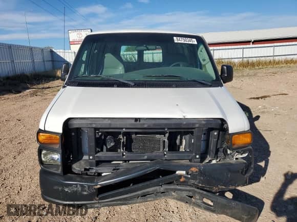 2008 Ford Econoline Cargo Commercial with VIN 1FTNE14W88DA84567, listed as a Copart auction lot 84750345 with 52,345 mi miles and Salvage title. Bid and sale history available at DreamBid. Image 5.