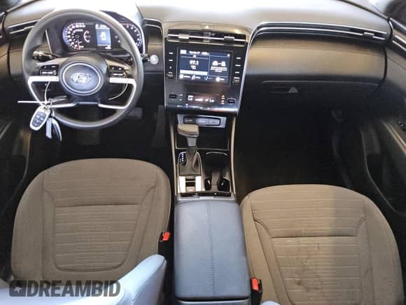 2024 Hyundai Santa Cruz SEL z VIN 5NTJBDDE7RH108838, wystawiony jako Copart lot #80703594 z przebiegiem 11 524 mil mil oraz Czysty tytuł • Clean title. Historia ofert i sprzedaży dostępna na DreamBid. Obrazek 8.