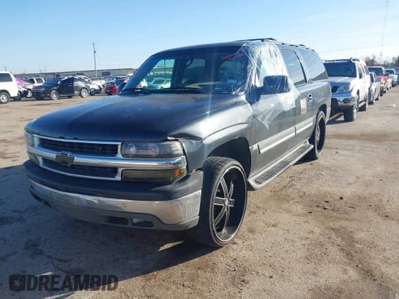 2004 Chevrolet Suburban LS with VIN 3GNEC16Z94G255974, listed as a IAAI auction lot 41439287 with Not provided miles and . Bid and sale history available at DreamBid. Image 2.