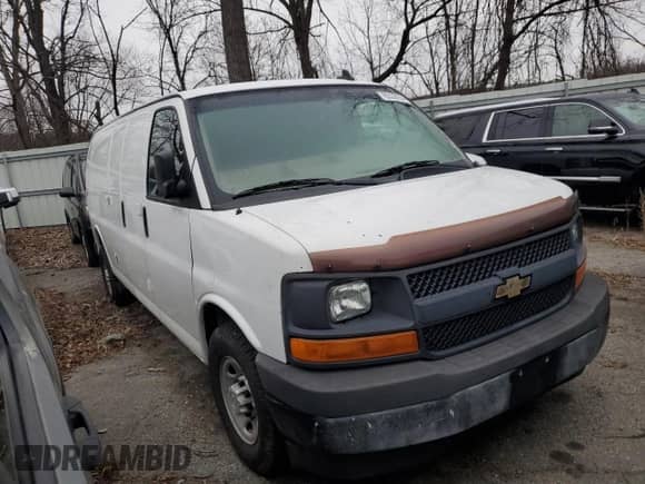 2017 Chevrolet Express Cargo z VIN 1GCWGBFF4H1122833, wystawiony jako Copart lot #85538934 z przebiegiem Nie podano mil oraz Szkoda całkowita • Salvage title. Historia ofert i sprzedaży dostępna na DreamBid. Obrazek 4.