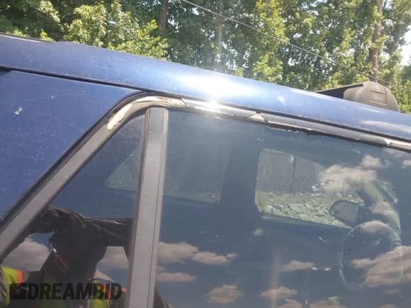 2007 Saturn VUE V6 with VIN 5GZCZ53407S862582, listed as a IAAI auction lot 42854440 with 264,590 mi miles and . Bid and sale history available at DreamBid. Image 6.