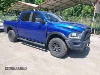 2018 Ram 1500 Rebel z VIN 1C6RR7YT2JS236456, wystawiony jako IAAI lot #43070765 z przebiegiem 116 485 mil mil oraz . Historia ofert i sprzedaży dostępna na DreamBid. Obrazek 1.