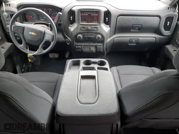 2025 Chevrolet Silverado 2500HD Custom z VIN 1GC4KME79SF235389, wystawiony jako Copart lot #57591905 z przebiegiem 6 930 mil mil oraz Szkoda całkowita • Salvage title. Historia ofert i sprzedaży dostępna na DreamBid. Obrazek 8.