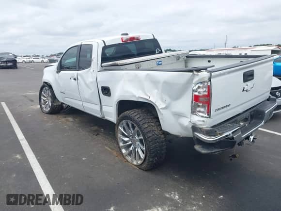 2015 Chevrolet Colorado 2WD WT with VIN 1GCHSAEA0F1142873, listed as a IAAI auction lot 43031419 with 176,545 mi miles and . Bid and sale history available at DreamBid. Image 3.