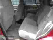 2000 Chevrolet Blazer LT z VIN 1GNDT13W6Y2286541, wystawiony jako IAAI lot #42640267 z przebiegiem 166 500 mil mil oraz . Historia ofert i sprzedaży dostępna na DreamBid. Obrazek 8.