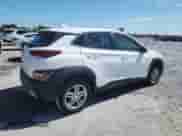 2022 Hyundai Kona SE with VIN KM8K22AB8NU789573, listed as a Copart auction lot 67748045 with 43,594 mi miles and Non repairable. Bid and sale history available at DreamBid. Image 3.