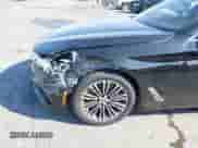 2019 BMW 5 Series 530i with VIN WBAJA5C58KWW09274, listed as a IAAI auction lot 43227065 with 97,443 mi miles and . Bid and sale history available at DreamBid. Image 6.