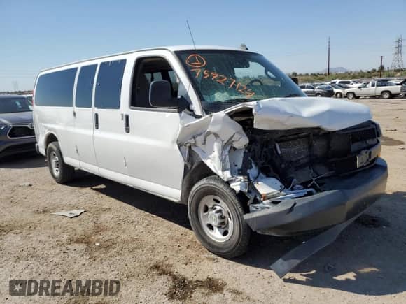 2020 Chevrolet Express Passenger LS с VIN 1GAZGNFG5L1272944, выставлен на аукционе Copart как лот 75927124 с пробегом 139 915 миль миль и Списание • Salvage title. История ставок и продаж доступна на DreamBid. Изображение 4.
