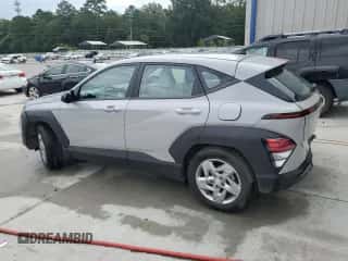 2025 Hyundai Kona SE с VIN KM8HA3AB8SU196911, выставлен на аукционе Copart как лот 66020125 с пробегом 22 503 миль миль и Списание • Salvage title. История ставок и продаж доступна на DreamBid. Изображение 2.