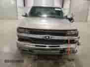 1999 Chevrolet Silverado 2500 LS с VIN 1GCGK29U5XE212688, выставлен на аукционе Copart как лот 51125315 с пробегом 155 155 миль миль и Списание • Salvage title. История ставок и продаж доступна на DreamBid. Изображение 5.