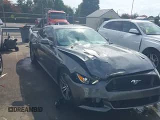 2017 Ford Mustang GT z VIN 1FA6P8CF7H5208224, wystawiony jako IAAI lot #43100029 z przebiegiem 87 720 mil mil oraz . Historia ofert i sprzedaży dostępna na DreamBid. Obrazek 1.