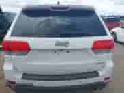 2018 Jeep Grand Cherokee Laredo z VIN 1C4RJEAG8JC513624, wystawiony jako IAAI lot #42581587 z przebiegiem 89 216 mil mil oraz . Historia ofert i sprzedaży dostępna na DreamBid. Obrazek 16.