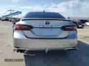 2022 Toyota Camry Hybrid XSE с VIN 4T1K31AK0NU044226, выставлен на аукционе Copart как лот 70329195 с пробегом 59 984 миль миль и Чистый • Clean title. История ставок и продаж доступна на DreamBid. Изображение 6.