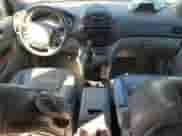 2004 Toyota Sienna XLE z VIN 5TDZA22C84S156121, wystawiony jako Copart lot #81265855 z przebiegiem Nie podano mil oraz Szkoda całkowita • Salvage title. Historia ofert i sprzedaży dostępna na DreamBid. Obrazek 8.