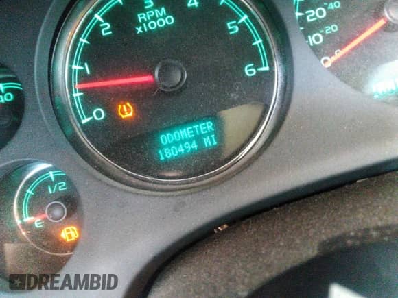2008 Chevrolet Tahoe LTZ with VIN 1GNFC13J58R160840, listed as a IAAI auction lot 42426212 with 180,494 mi miles and . Bid and sale history available at DreamBid. Image 7.