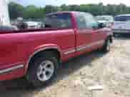 1999 Chevrolet S-10 LS с VIN 1GCCS19X4X8158740, выставлен на аукционе IAAI как лот 42704722 с пробегом 332 285 миль миль и . История ставок и продаж доступна на DreamBid. Изображение 15.