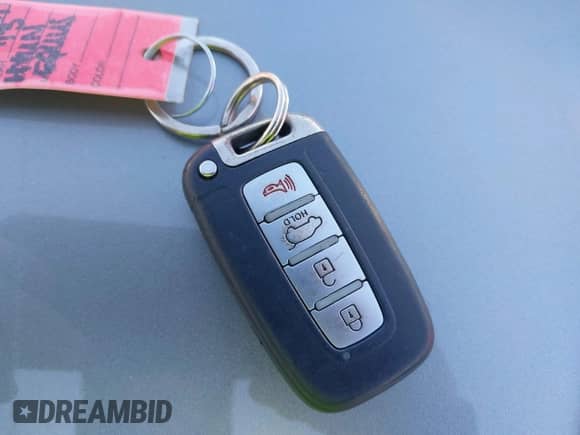 2013 Hyundai Equus Signature с VIN KMHGH4JH6DU062970, выставлен на аукционе IAAI как лот 42147197 с пробегом 131 799 миль миль и . История ставок и продаж доступна на DreamBid. Изображение 11.