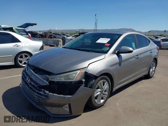 2020 Hyundai Elantra SEL с VIN KMHD84LF5LU908549, выставлен на аукционе IAAI как лот 43229964 с пробегом 127 358 миль миль и . История ставок и продаж доступна на DreamBid. Изображение 6.