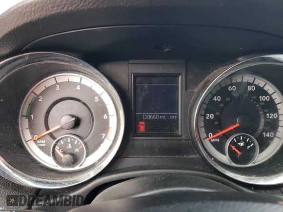 2011 Dodge Durango Express with VIN 1D4RD2GG5BC617117, listed as a Copart auction lot 63713735 with 130,660 mi miles and Salvage title. Bid and sale history available at DreamBid. Image 9.