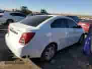 2014 Chevrolet Sonic LT с VIN 1G1JD5SH3E4122885, выставлен на аукционе Copart как лот 78933244 с пробегом 157 985 миль миль и Списание • Salvage title. История ставок и продаж доступна на DreamBid. Изображение 3.