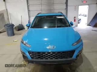 2022 Hyundai Kona SEL z VIN KM8K32AB6NU894772, wystawiony jako Copart lot #61062565 z przebiegiem 13 683 mil mil oraz Nie do naprawy • Non repairable. Historia ofert i sprzedaży dostępna na DreamBid. Obrazek 5.