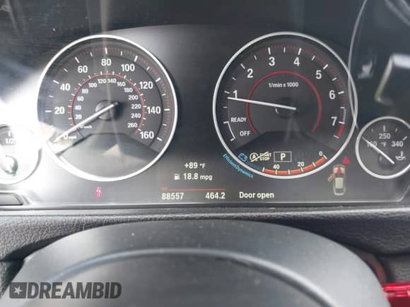 2016 BMW 4 Series 435i xDrive z VIN WBA4B3C58GG528016, wystawiony jako IAAI lot #42734210 z przebiegiem 88 557 mil mil oraz . Historia ofert i sprzedaży dostępna na DreamBid. Obrazek 7.