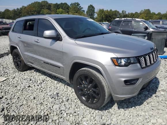 2019 Jeep Grand Cherokee Altitude with VIN 1C4RJEAG7KC857043, listed as a Copart auction lot 81760105 with 67,946 mi miles and Salvage title. Bid and sale history available at DreamBid. Image 4.