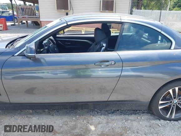 2020 BMW 4 Series 430i z VIN WBA4Z1C09L5N71337, wystawiony jako IAAI lot #42177100 z przebiegiem 42 790 mil mil oraz . Historia ofert i sprzedaży dostępna na DreamBid. Obrazek 14.