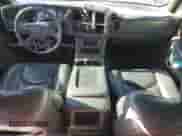 2003 Chevrolet Silverado SS с VIN 2GCEK19N531270435, выставлен на аукционе Copart как лот 76632764 с пробегом 200 234 миль миль и Списание • Salvage title. История ставок и продаж доступна на DreamBid. Изображение 8.