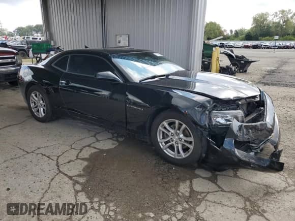 2014 Chevrolet Camaro LT with VIN 2G1FB1E32E9123396, listed as a Copart auction lot 82121055 with 131,647 mi miles and Salvage title. Bid and sale history available at DreamBid. Image 4.