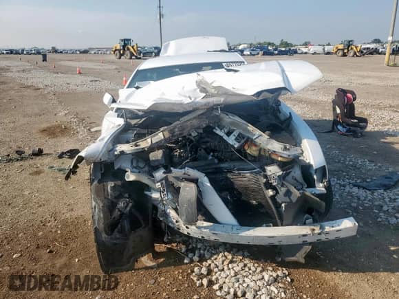 2014 Dodge Charger SE with VIN 2C3CDXBG9EH215954, listed as a Copart auction lot 69775255 with 256,827 mi miles and Salvage title. Bid and sale history available at DreamBid. Image 5.
