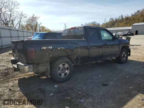 2008 Chevrolet Silverado 1500 1LT с VIN 1GCEK19J28Z255841, выставлен на аукционе Copart как лот 75726644 с пробегом 262 736 миль миль и Списание • Salvage title. История ставок и продаж доступна на DreamBid. Изображение 3.