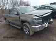 2017 Chevrolet Silverado 1500 LTZ z VIN 3GCUKSEC7HG216249, wystawiony jako IAAI lot #41637379 z przebiegiem 131 866 mil mil oraz . Historia ofert i sprzedaży dostępna na DreamBid. Obrazek 1.