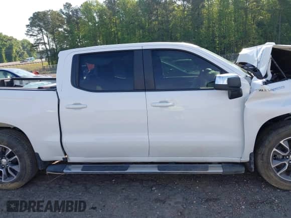 2020 Chevrolet Silverado 1500 LT с VIN 3GCUYDET4LG203526, выставлен на аукционе IAAI как лот 42107566 с пробегом 106 584 миль миль и . История ставок и продаж доступна на DreamBid. Изображение 13.