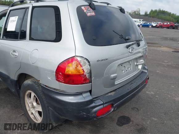 2002 Hyundai Santa Fe GLS с VIN KM8SC73D82U187325, выставлен на аукционе IAAI как лот 42828065 с пробегом 178 633 миль миль и . История ставок и продаж доступна на DreamBid. Изображение 6.