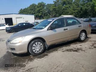 2007 Honda Accord VP с VIN 1HGCM56147A053899, выставлен на аукционе Copart как лот 71586375 с пробегом 373 605 миль миль и Списание • Salvage title. История ставок и продаж доступна на DreamBid. Изображение 1.