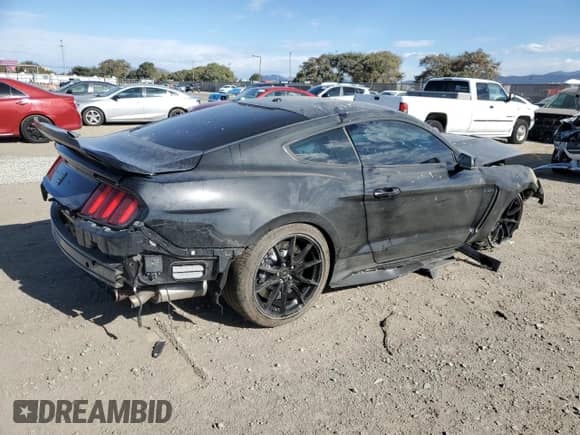 2020 Ford Mustang Shelby GT350 with VIN 1FA6P8JZ1L5550368, listed as a Copart auction lot 87513355 with 8,466 mi miles and Salvage title. Bid and sale history available at DreamBid. Image 3.